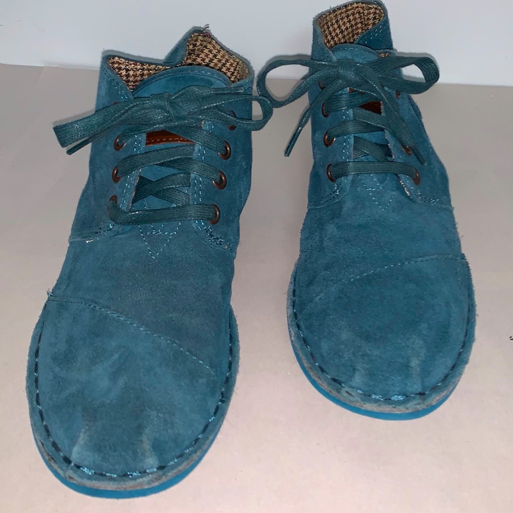 Toms Blue Suede Booties